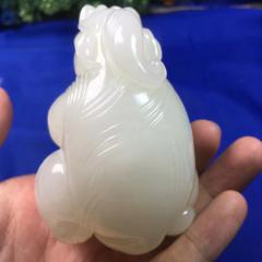 顶级收藏 赵凯乐大师作品，玉华奖银奖作品～招财进宝，羊脂玉大料立体精雕，油润度爆表！秒杀15800